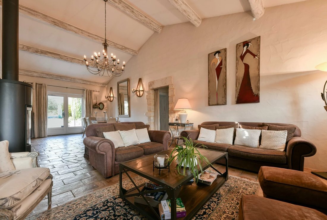 Estate in Uzès, Occitania, France 3 - 16948944