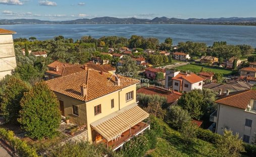 Villa in Castiglione del Lago, Umbrien, Italien 1