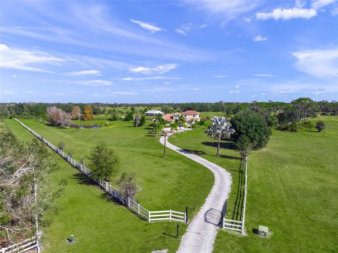 House in Myakka City, Florida, United States 3 - 16954254