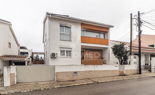 House in Seixal, Arrentela e Aldeia de Paio Pires, Setubal, Portugal 1
