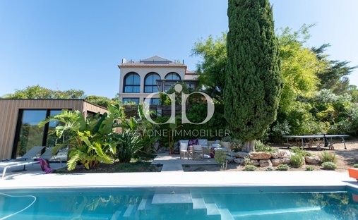 House in Cassis, Provence-Alpes-Côte d'Azur, France 1