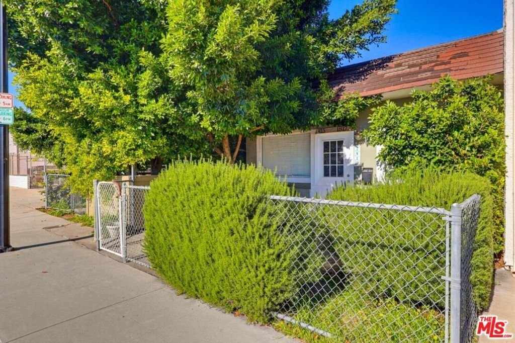House in Burbank, California, United States 2 - 16953556