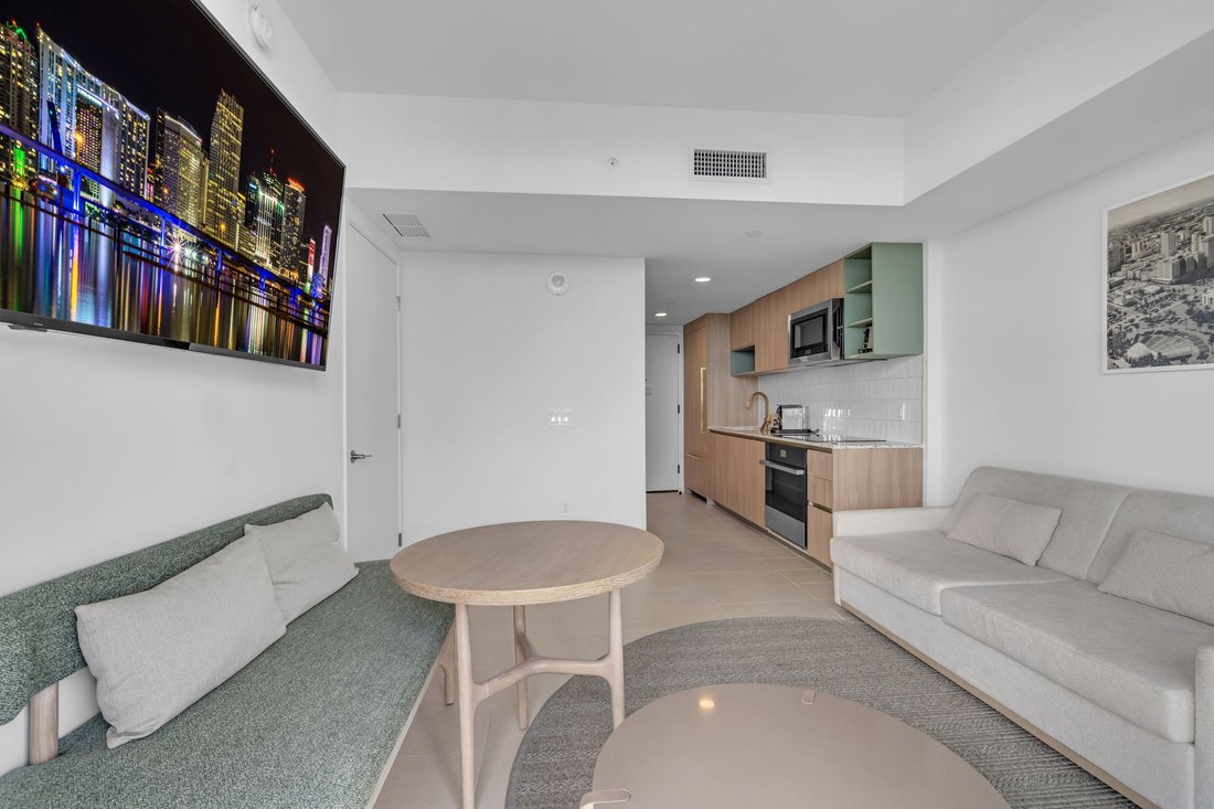 Condo in Miami, Florida, United States 4 - 16950694
