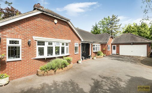 Haus in Ferney Hill, London Borough of Enfield, England 1