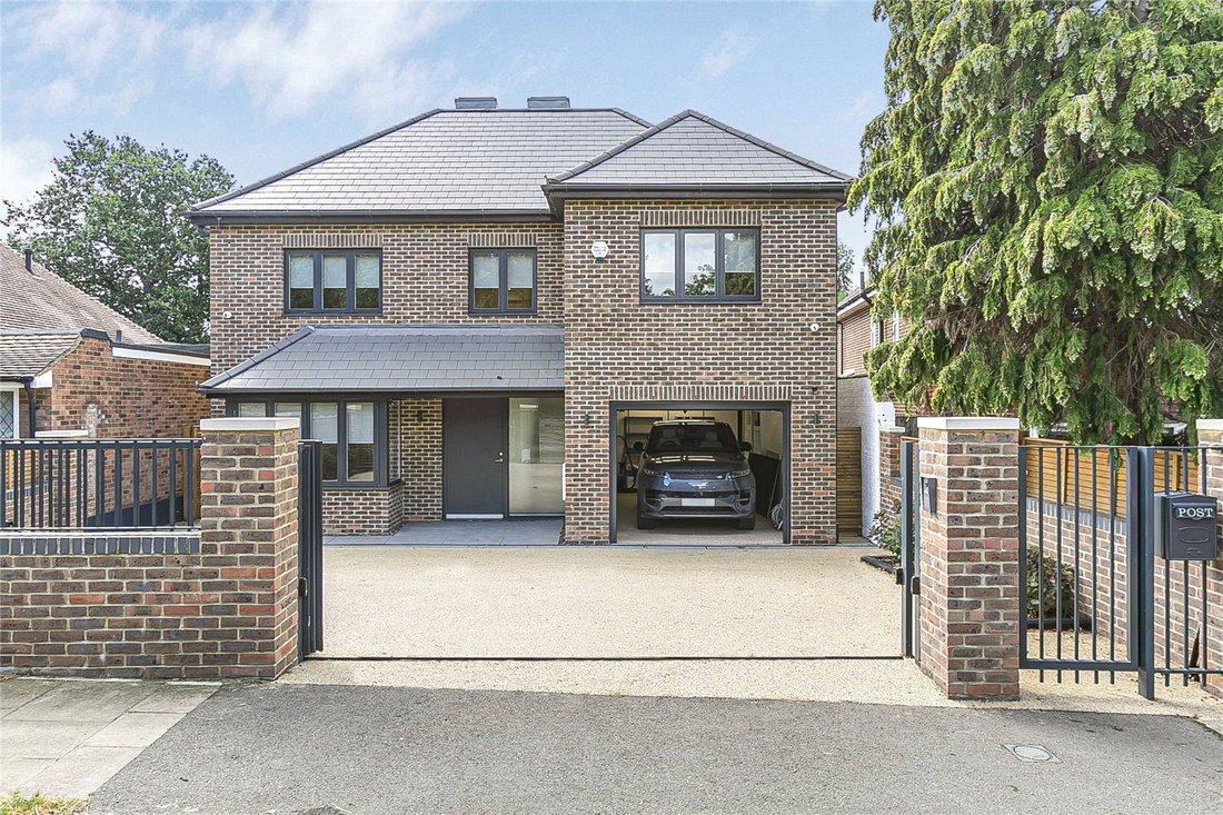 House in Osidge, Barnet, England 3 - 16950104