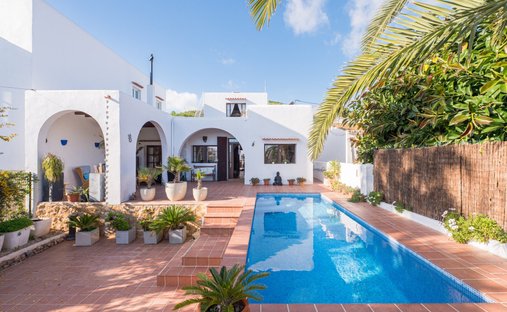 Villa in Santa Eularia des Riu, Balearic Islands, Spain 1