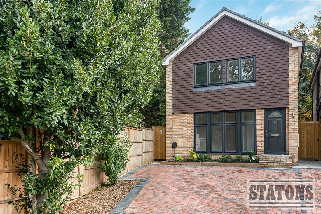 House in High Barnet, Barnet, England 2 - 16945374