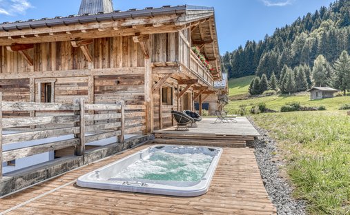 Chalet in Combloux, Auvergne-Rhone-Alpen, Frankreich 1