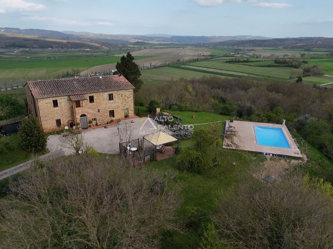 Villa en Città della Pieve, Umbría, Italia 5 - 16952555
