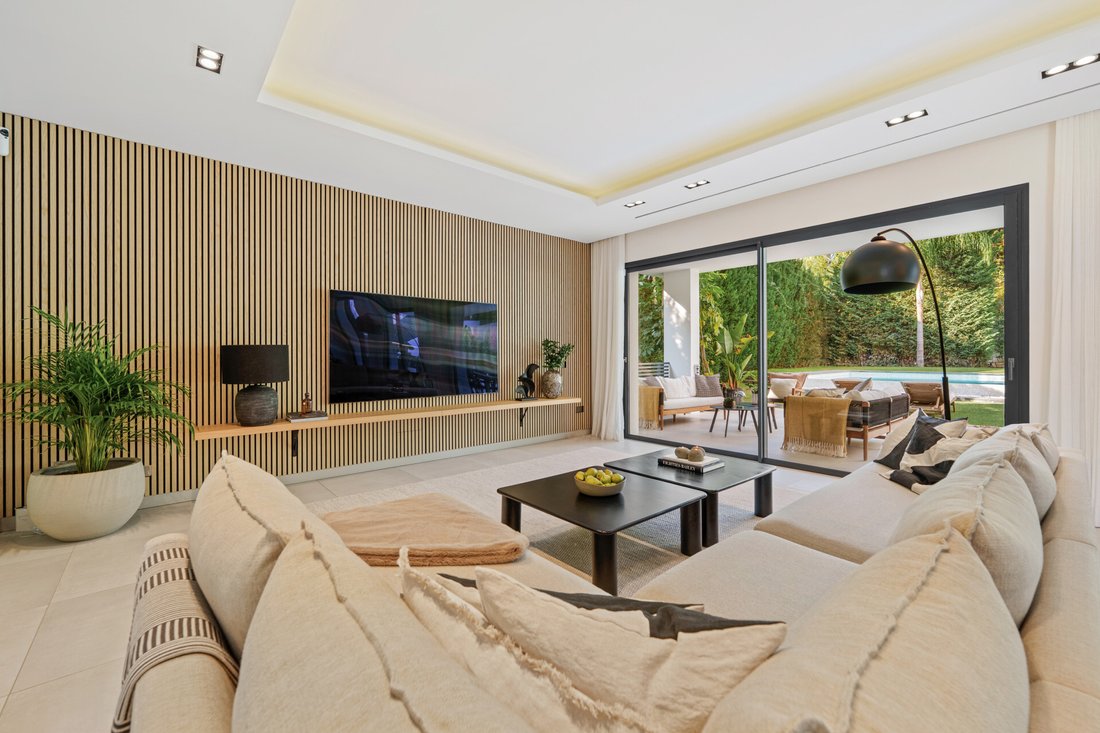 Villa in Nueva Andalucia, Marbella, Spain 4 - 16954842