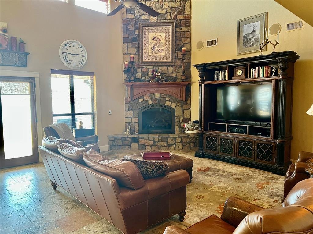 House in Nocona, Texas, United States 2 - 16953643
