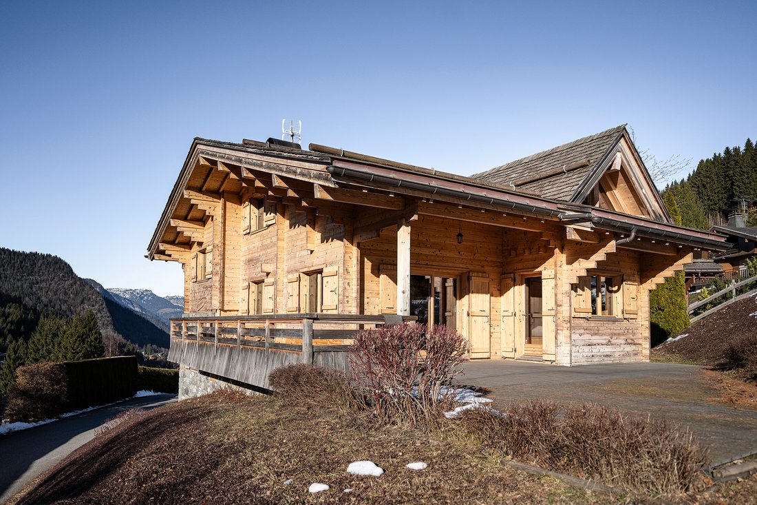 Chalet in La Clusaz, Auvergne-Rhône-Alpes, France 1 - 16955001