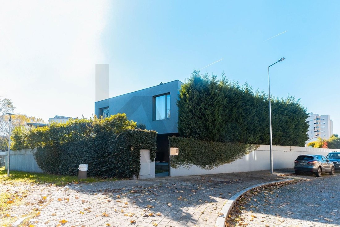 Townhouse in Ramalde, Porto District, Portugal 3 - 16950224