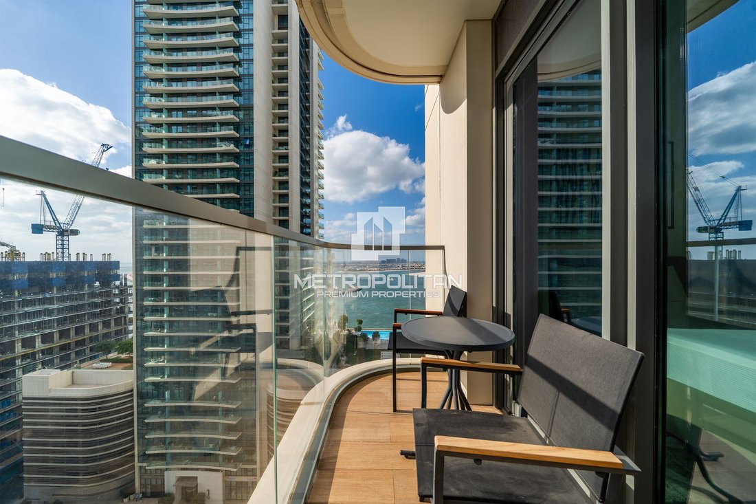 Apartment in Dubai Harbour, Dubai, United Arab Emirates 1 - 16879344