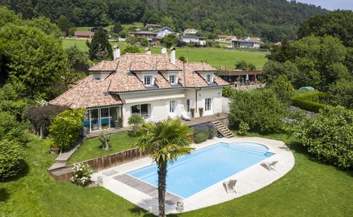 Haus in Monnetier-Mornex, Auvergne-Rhône-Alpes, Frankreich 1