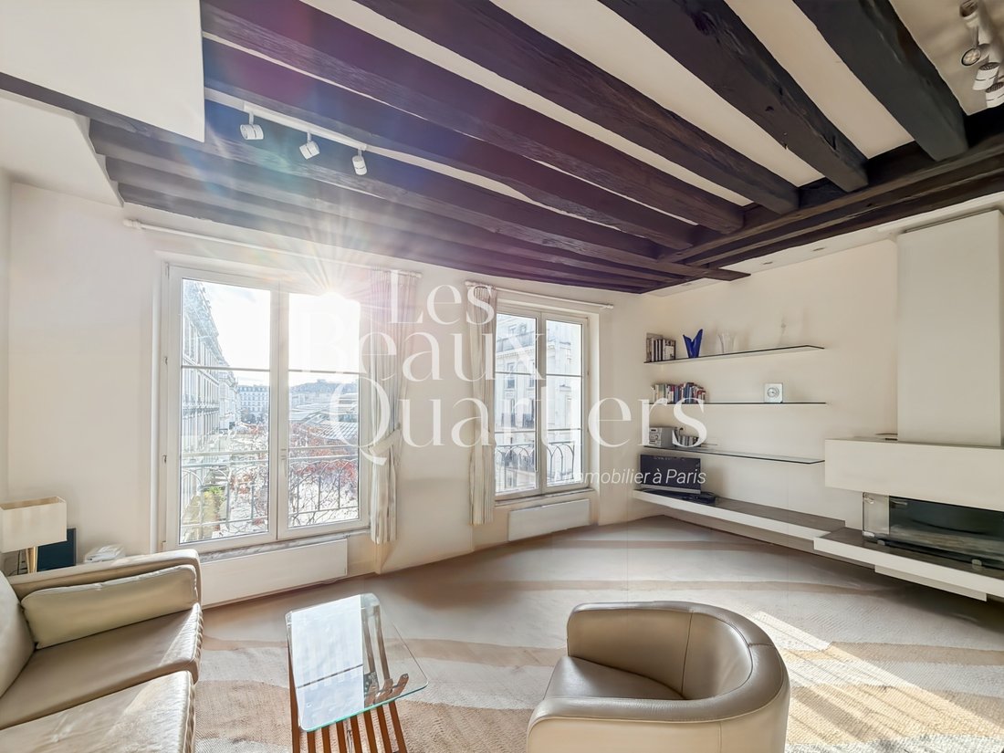 Apartment in Palais Royal, Paris 1er Arrondissement, Paris 4 - 16749203