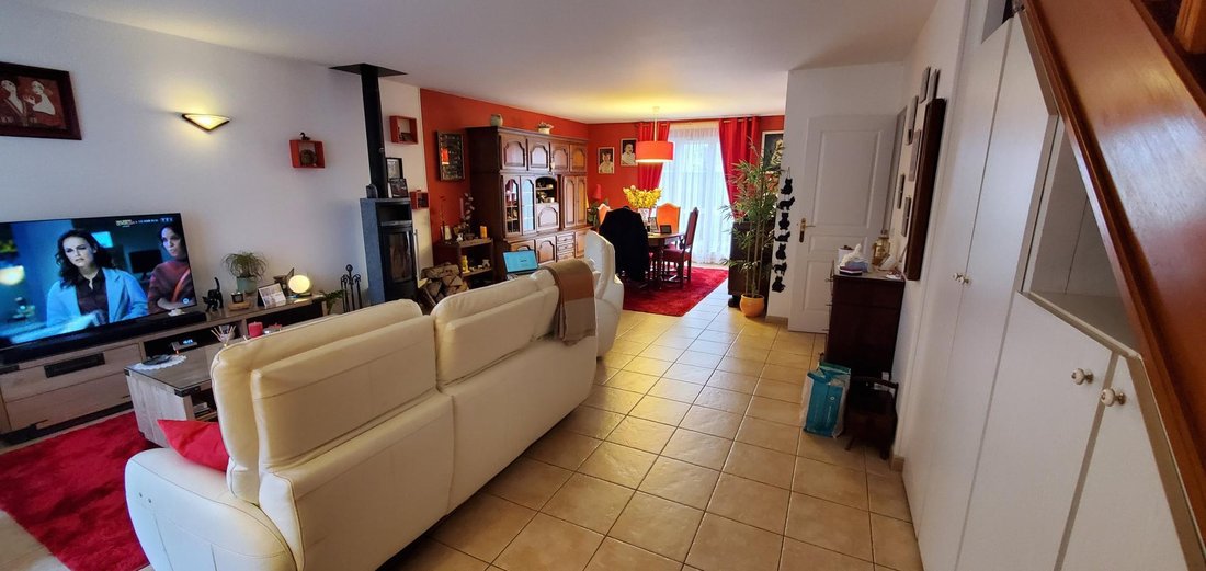 House in Osny, Ile-de-France, France 3 - 16956171