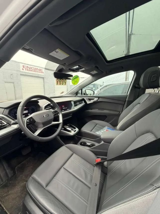 Suv in Randallstown, MD, United States 4 - 16951576