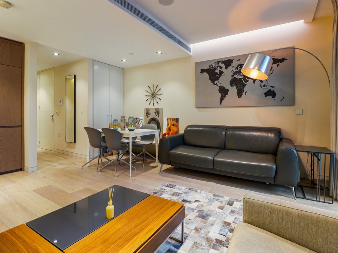 Apartment in Fitzrovia, Camden, England 2 - 16934060