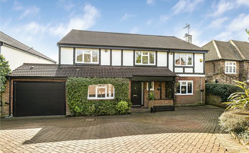 House in Ferney Hill, Enfield, England 1