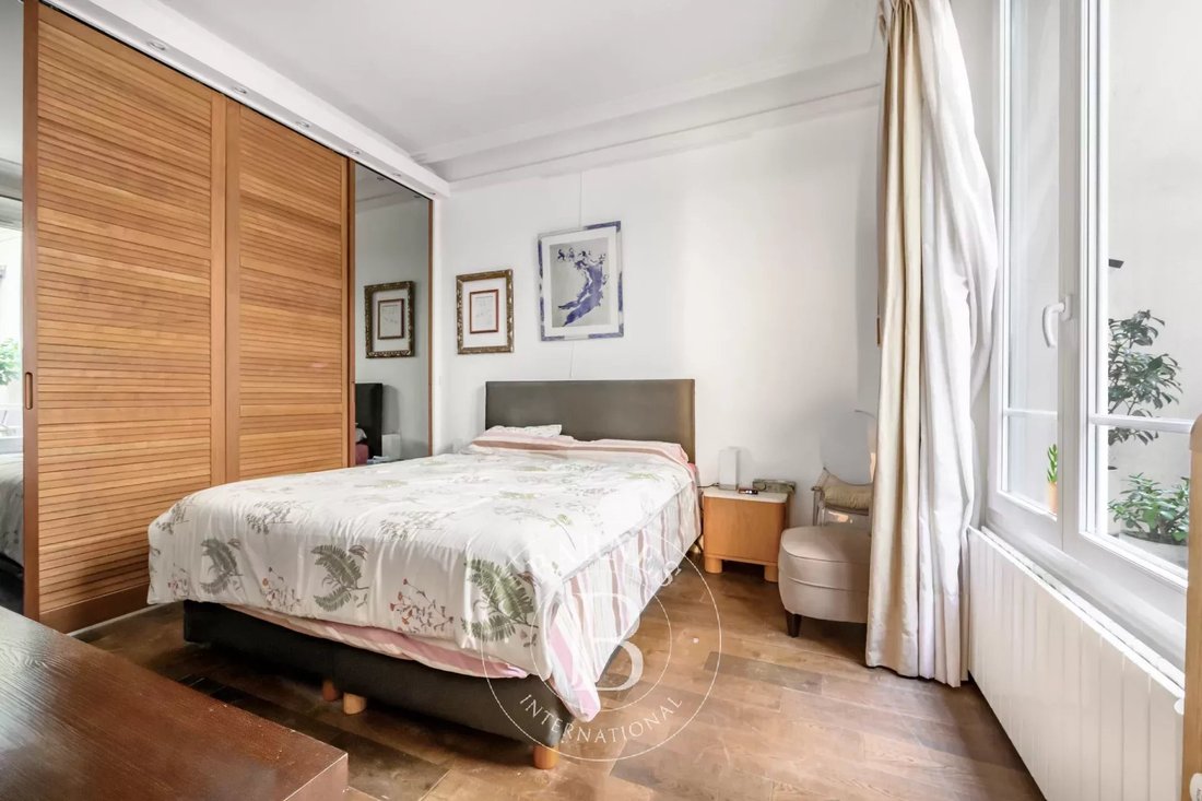 Apartment in Hoche-Friedland, Paris 8e Arrondissement, Paris 5 - 16944803