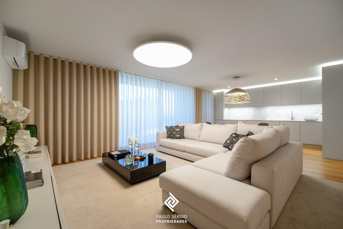 Apartment in Santa Marinha e Sao Pedro da Afurada, Porto District, Portugal 4 - 16951111