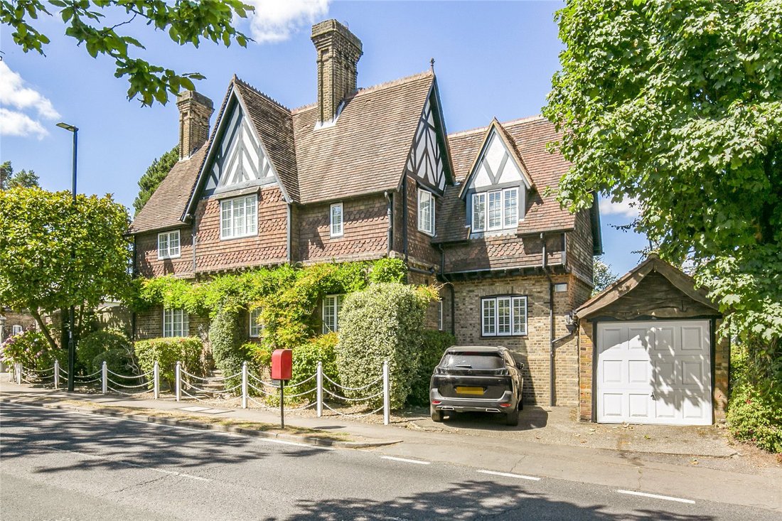 House in Ferney Hill, Enfield, England 1 - 16956594
