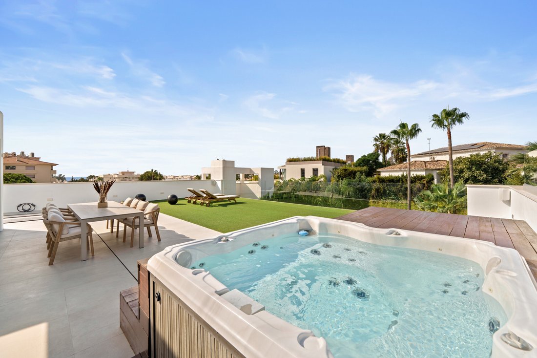 Villa in Nueva Andalucia, Marbella, Spain 3 - 16954842