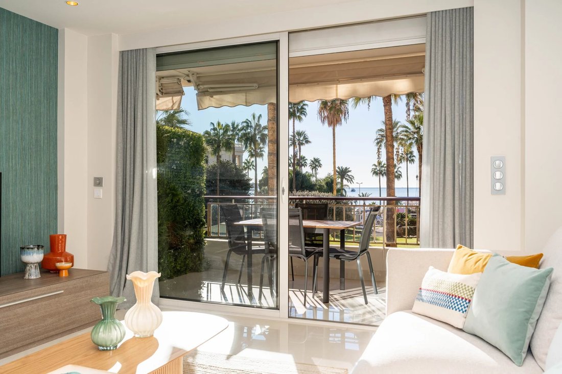 Apartment in Cannes, Provence-Alpes-Côte d'Azur, France 2 - 16945712
