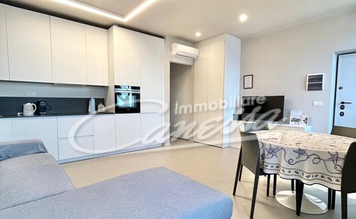 Santa Margherita Ligure 4 Room Apartment
