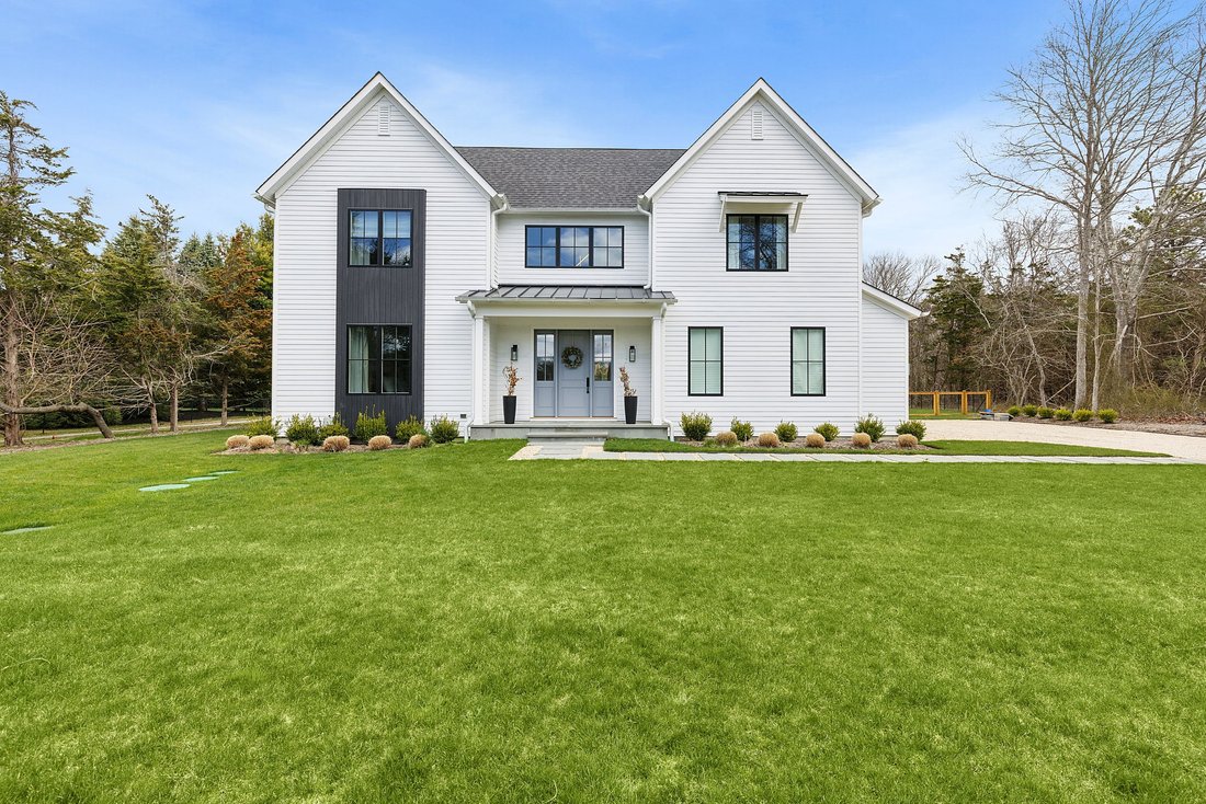 Westhampton, New York, United States 1 - 16948722