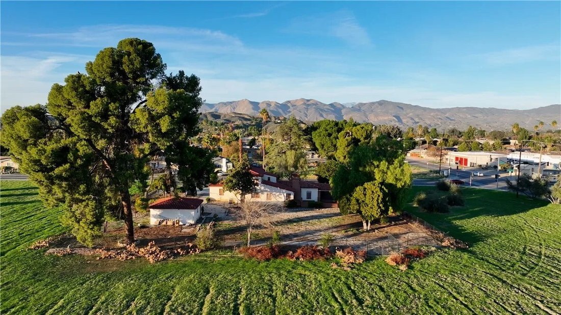 House in Hemet, California, United States 5 - 16945098