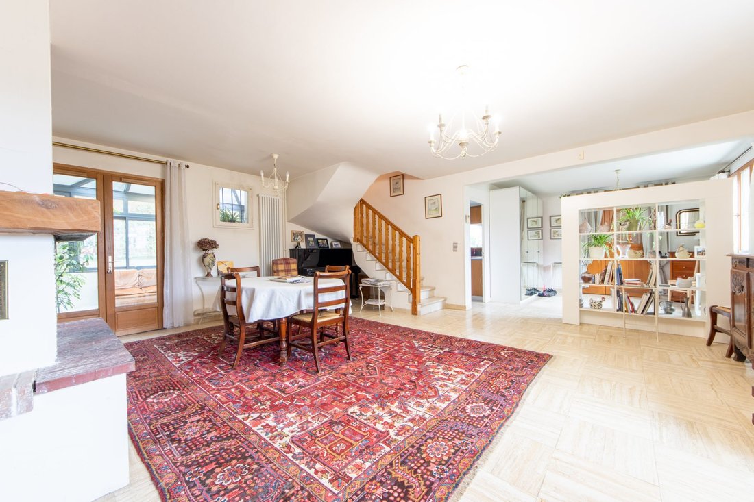 House in Anatole France, Le Plessis-Robinson, France 2 - 16948286