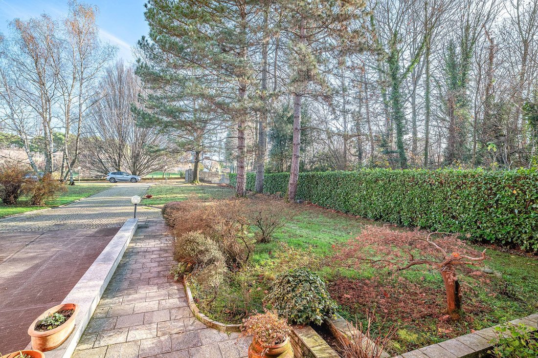 Villa in Missaglia, Lombardy, Italy 4 - 16949460
