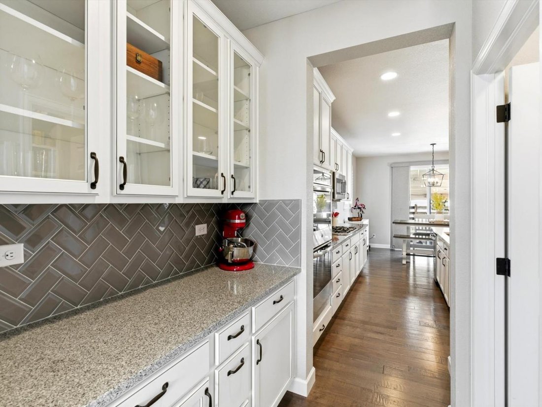House in Aurora, Colorado, United States 4 - 16950875
