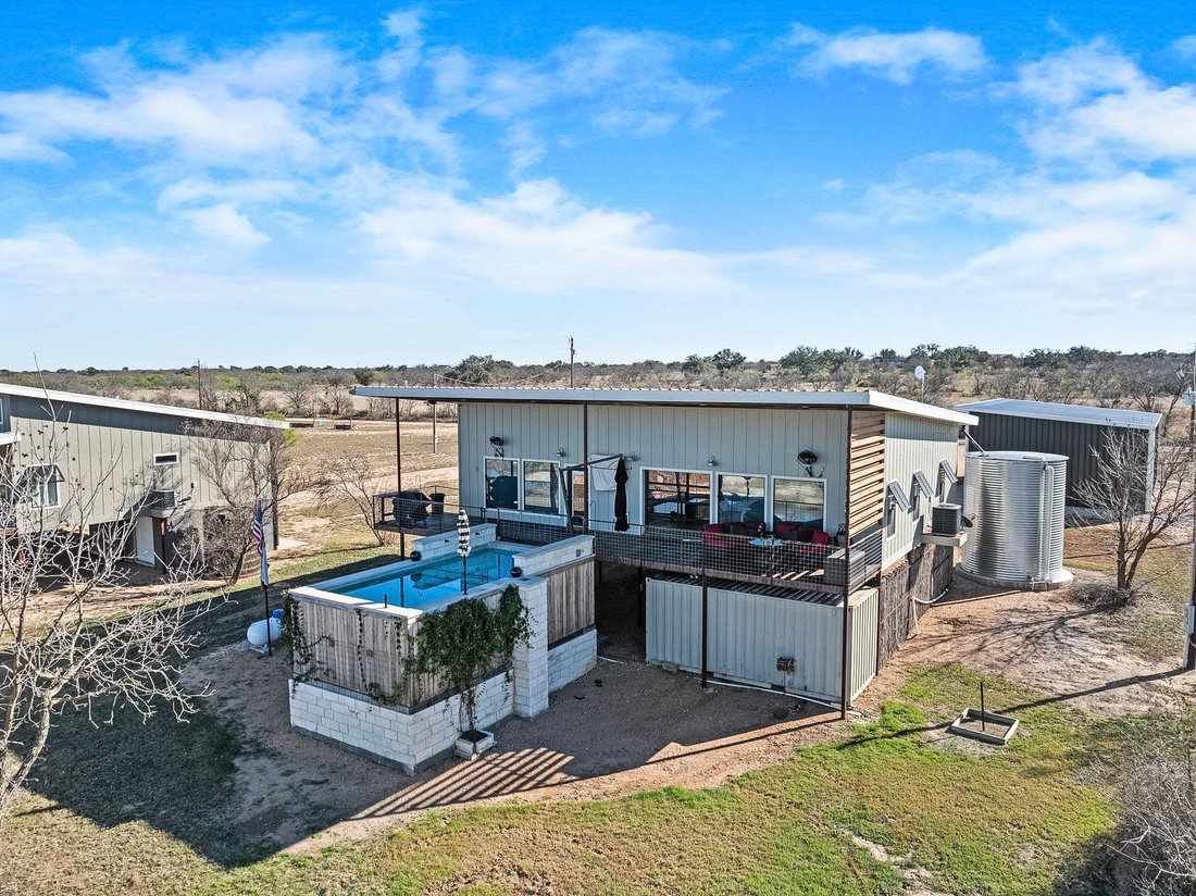 House in Llano, Texas, United States 5 - 16950078
