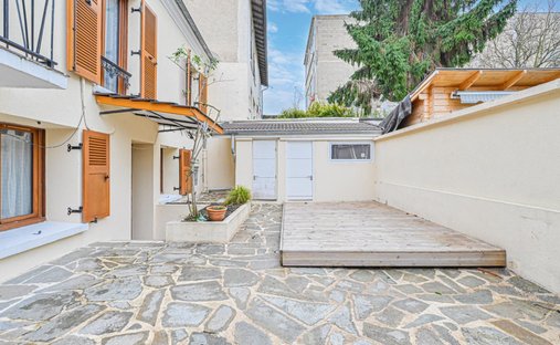 House in Le Centre, Maisons-Alfort, France 1