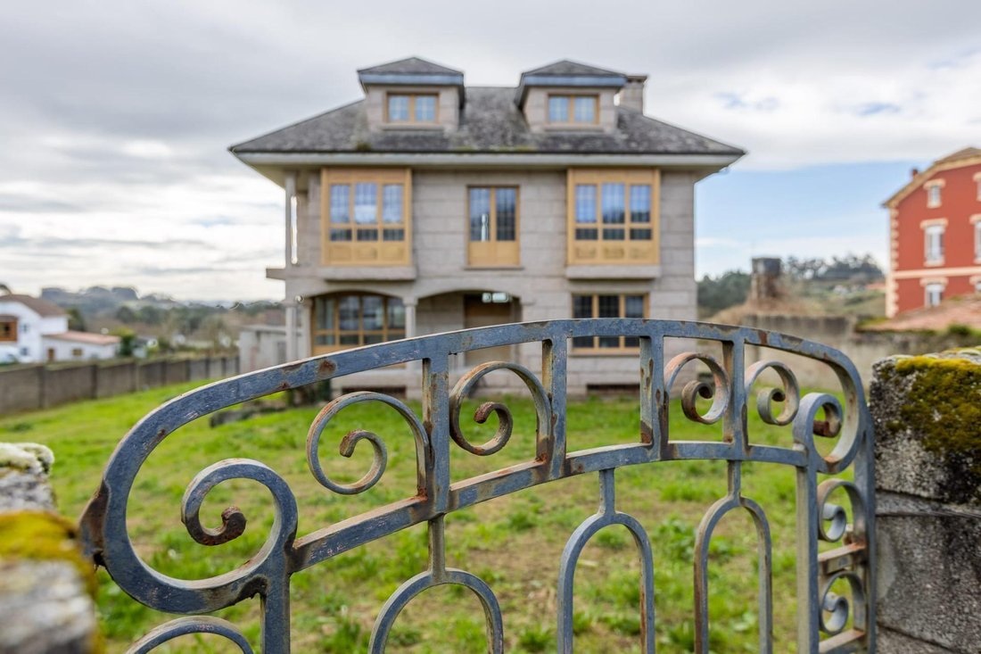 Villa in Bergondo, Galicia, Spain 4 - 16954095