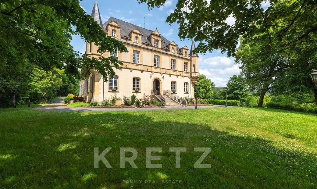 Exceptional Estate Of 2,340 M² With Lascaux At Your Doorstep