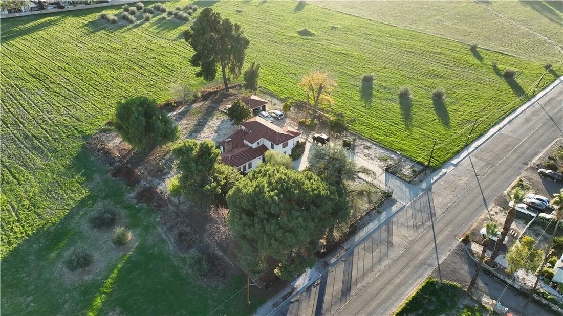 House in Hemet, California, United States 1 - 16945098