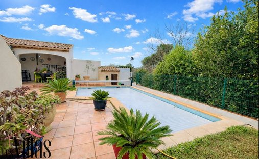 Villa a Ancien Hôpital, Beziers, Francia 1