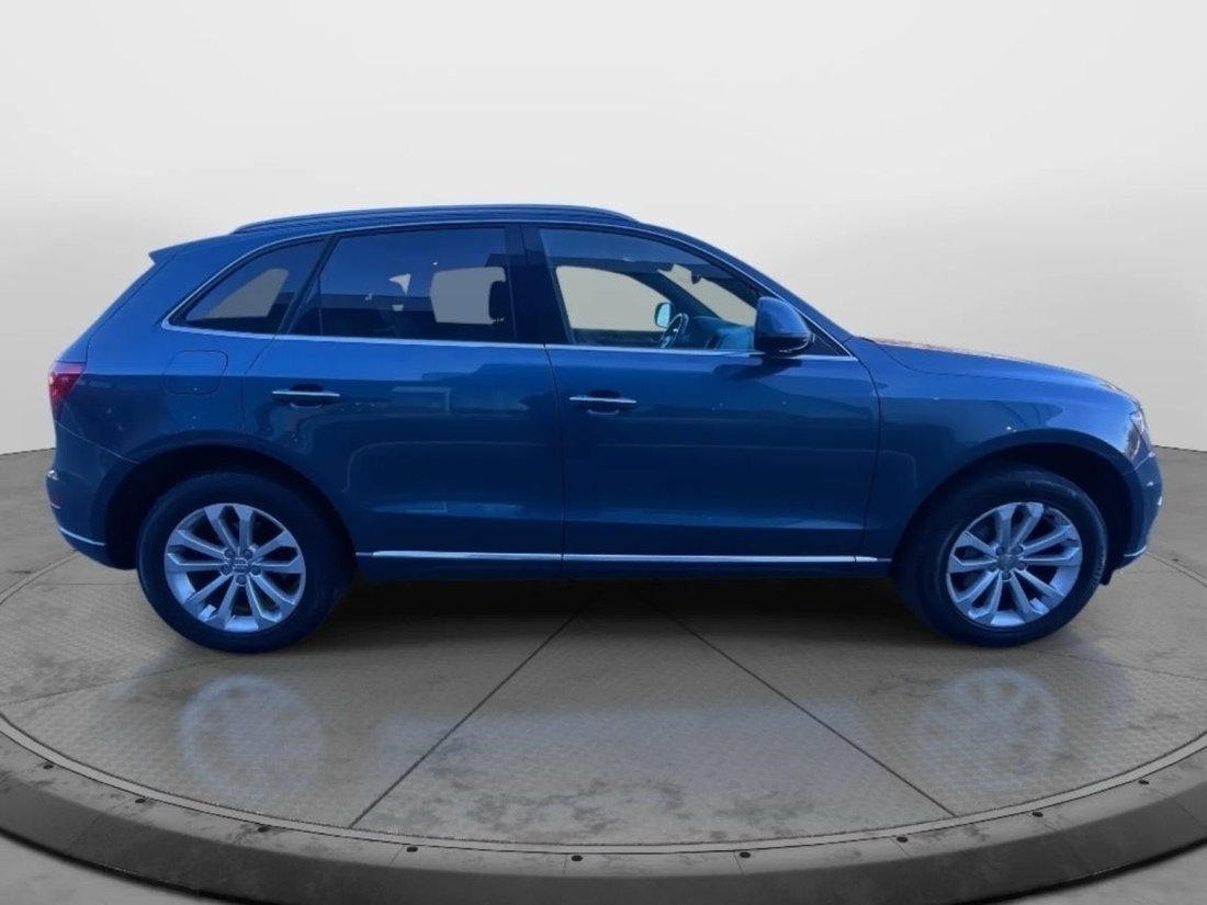 Suv in Canton, MA, United States 4 - 16954347