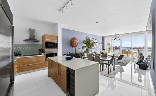 Condo in Miami, Florida, United States 1