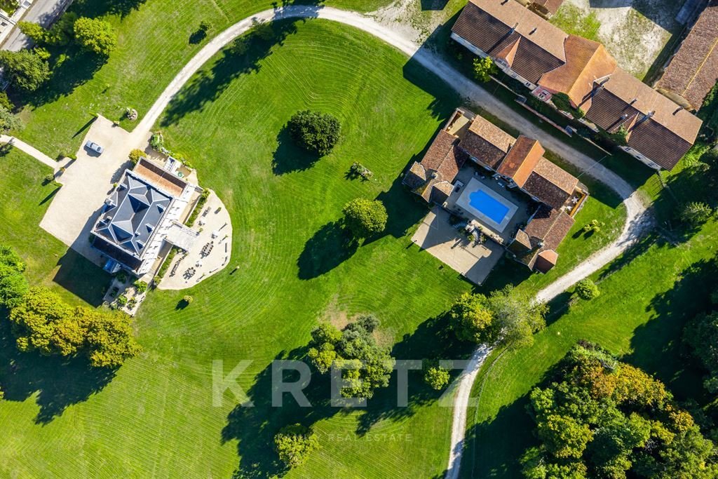 Castle in Cognac, Nouvelle-Aquitaine, France 3 - 16254463