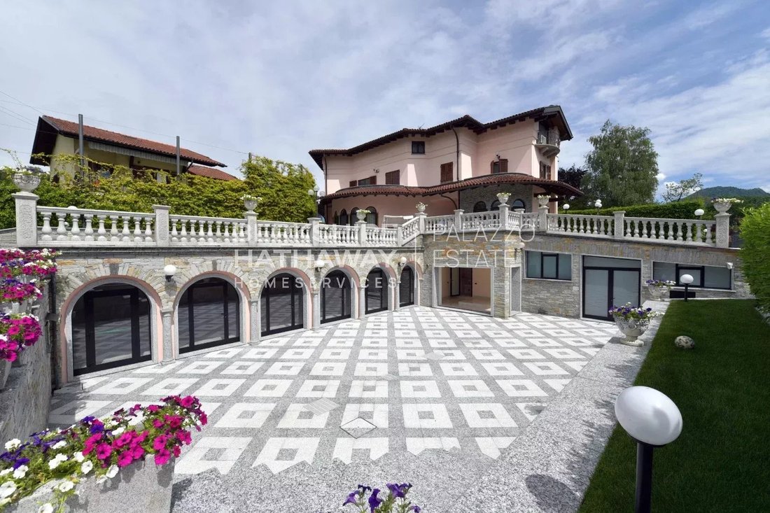 Villa in Verbania, Piedmont, Italy 1 - 16947935