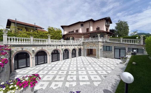 Villa in Verbania, Piedmont, Italy 1