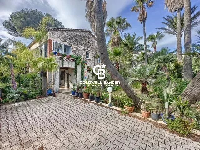 House in Frejus, Provence-Alpes-Côte d'Azur, France 2 - 16954650