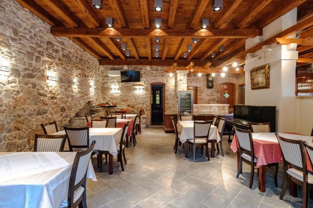 House in Sumartin, Split-Dalmatia County, Croatia 2 - 16945601