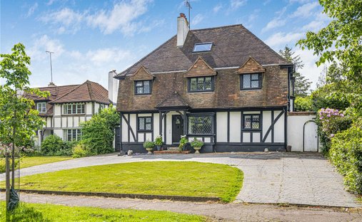 House in Ferney Hill, Enfield, England 1