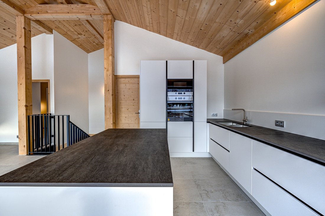 House in Chamonix-Mont-Blanc, Auvergne-Rhône-Alpes, France 4 - 16957362